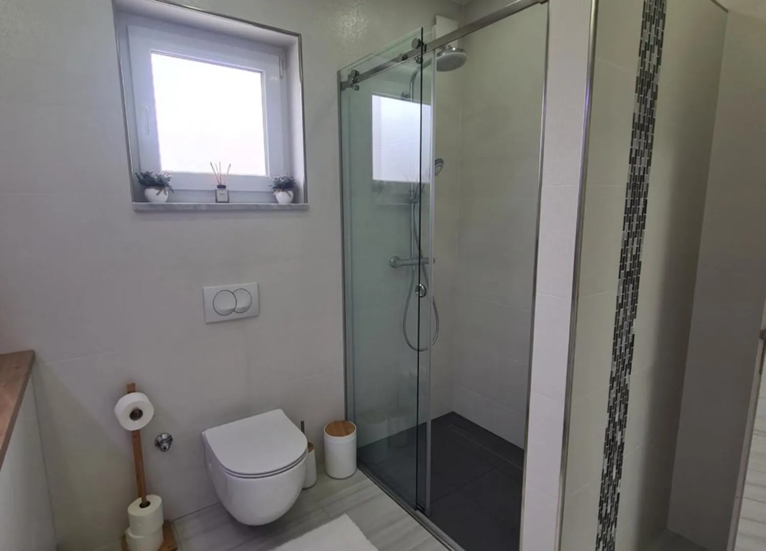 Lelo Apartment With Jacuzzi And Free Parking Zadar