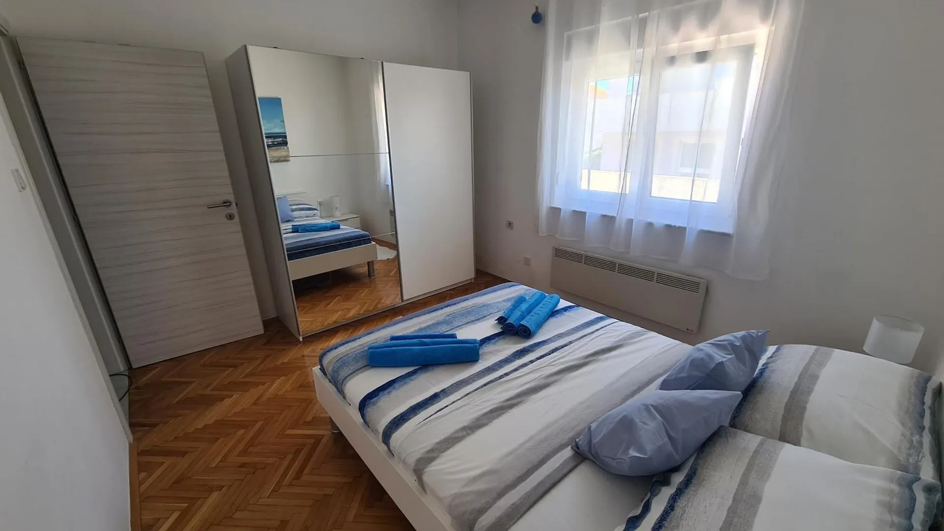 Lelo Apartment With Jacuzzi And Free Parking Zadar