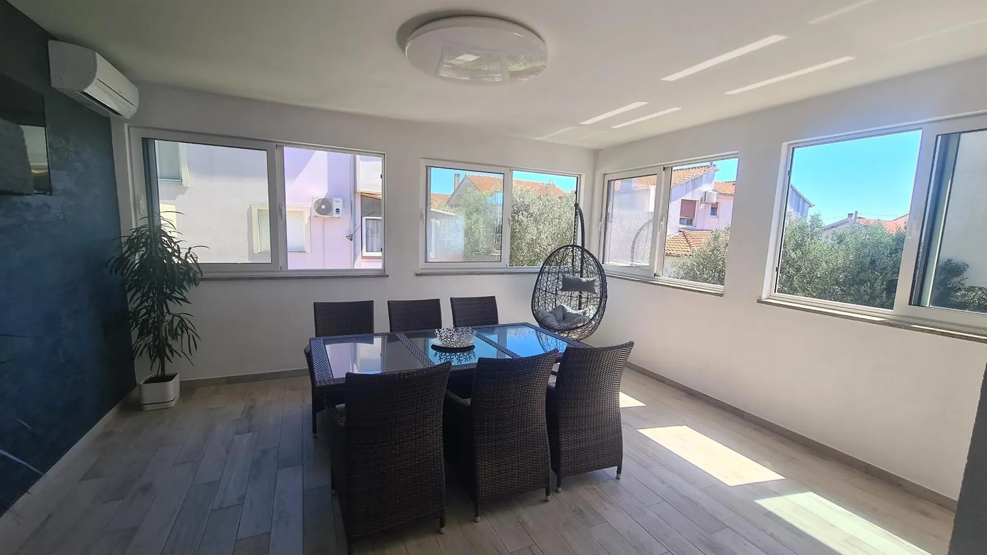 Lelo Apartment With Jacuzzi And Free Parking Zadar