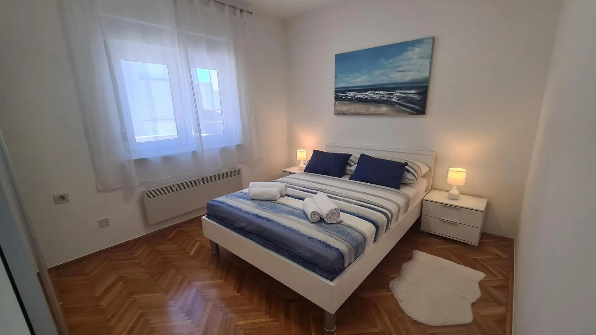 Lelo Apartment With Jacuzzi And Free Parking Zadar