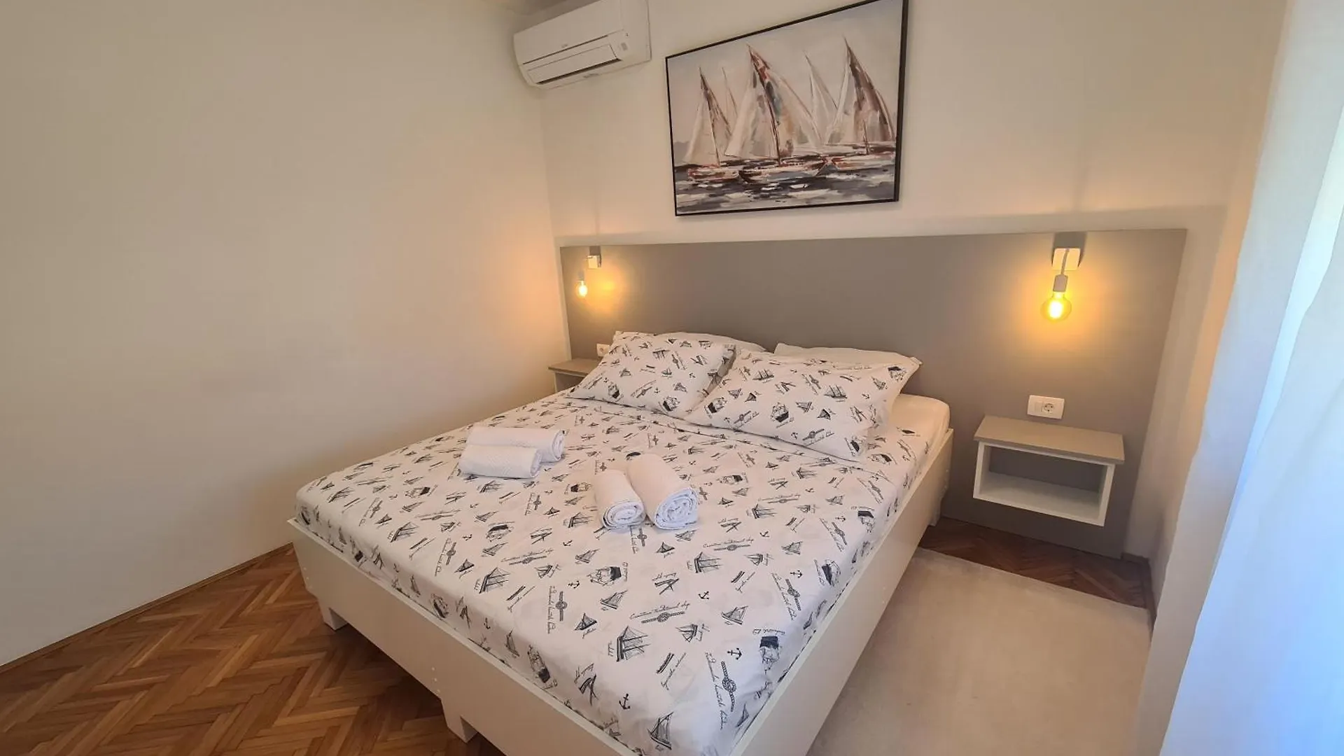 Lelo Apartment With Jacuzzi And Free Parking Zadar